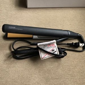 Izunami 1” Flat Iron